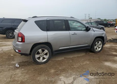 2015 Jeep Compass Sport z USA, uszkodzony, nr VIN 1C4NJDBB4FD108258